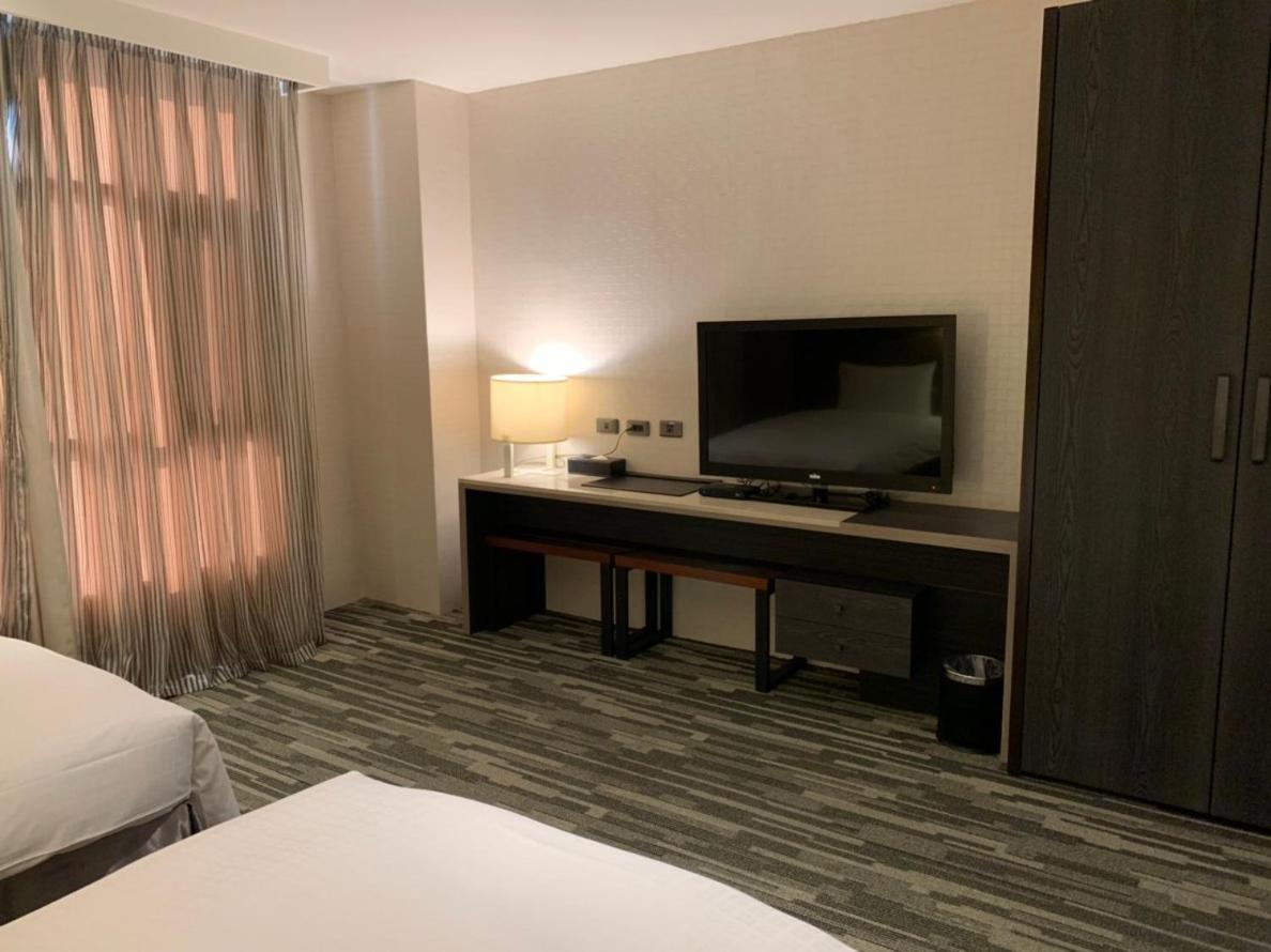 Chiayi Oriental Pearl International Hotel Fanlu Eksteriør billede